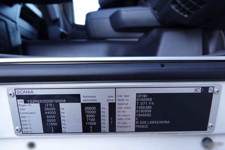 Scania R 520 / 6X2 / V8 / PUSHER / OŚ SKRĘTNA / PO KONTRAKCIE SERWISOWYM zdjęcie 45