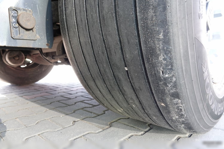 Wielton FIRANKA / MEGA / LOWDECK / OŚ PODNOSZONA / DACH PODNOSZONY zdjęcie 24