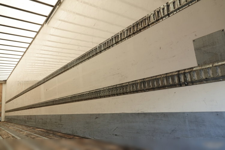 LECITRAILER / FIRANKA KONTENER / WINDA DHOLLANDIA / MOCNA PODŁOGA / OŚ PODNOSZONA  zdjęcie 16