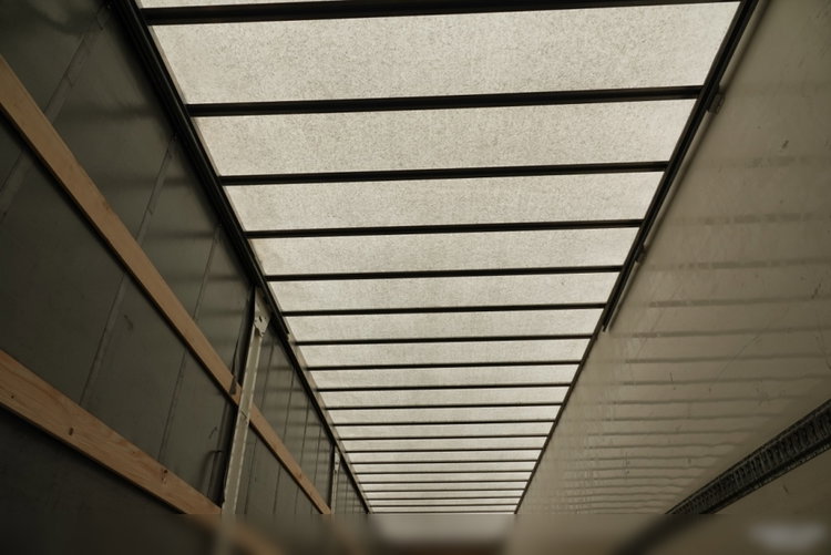 LECITRAILER / FIRANKA KONTENER / WINDA DHOLLANDIA / MOCNA PODŁOGA / OŚ PODNOSZONA  zdjęcie 17