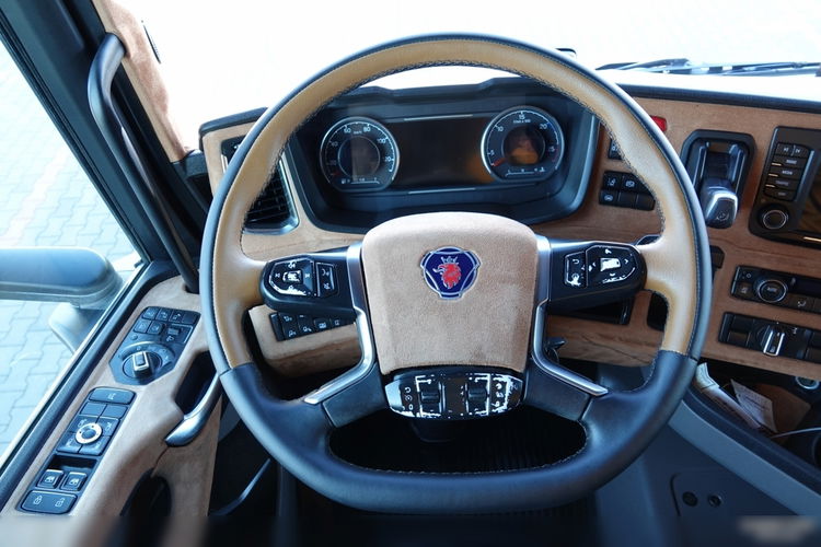 Scania R 500 / RETARDER / CAŁA NA PODUSZKACH / KLIMA POSTOJOWA / OPONY 100 % / PO KONTRAKCIE SERWISOWYM zdjęcie 27