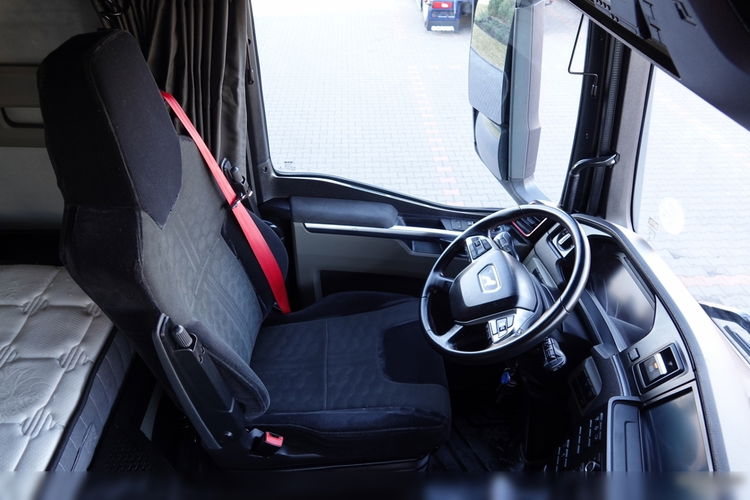 MAN TGX 18.510 / GX / RETARDER / LIMITED EDITION / OPONY 100% / CAŁY NA PODUSZKACH zdjęcie 26