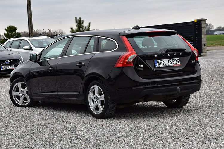Volvo V60 2.0D3 163Km 5-cyl Navi Skóra Gwarancja zdjęcie 22