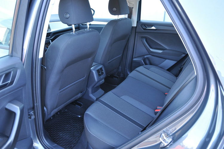 Volkswagen T-Roc 1.5TSI 150KM Manual 6-G SpecialEdition Nawigacja Kamera Czujniki 1wł zdjęcie 21
