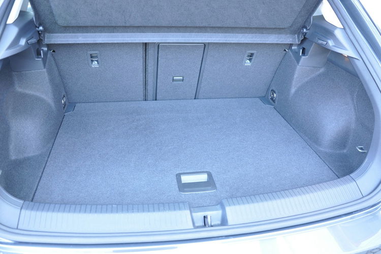 Volkswagen T-Roc 1.5TSI 150KM Manual 6-G SpecialEdition Nawigacja Kamera Czujniki 1wł zdjęcie 25