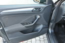 Volkswagen T-Roc 1.5TSI 150KM Manual 6-G SpecialEdition Nawigacja Kamera Czujniki 1wł zdjęcie 7