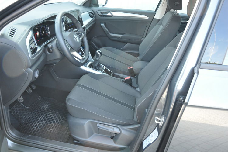 Volkswagen T-Roc 1.5TSI 150KM Manual 6-G SpecialEdition Nawigacja Kamera Czujniki 1wł zdjęcie 9