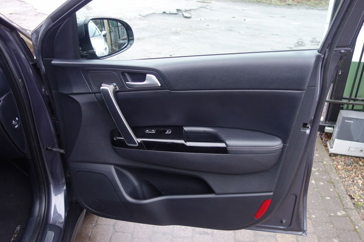 Sportage Kia Sportage 2016 1.7 diesel 115km kamera nawi skóry LED zdjęcie 15