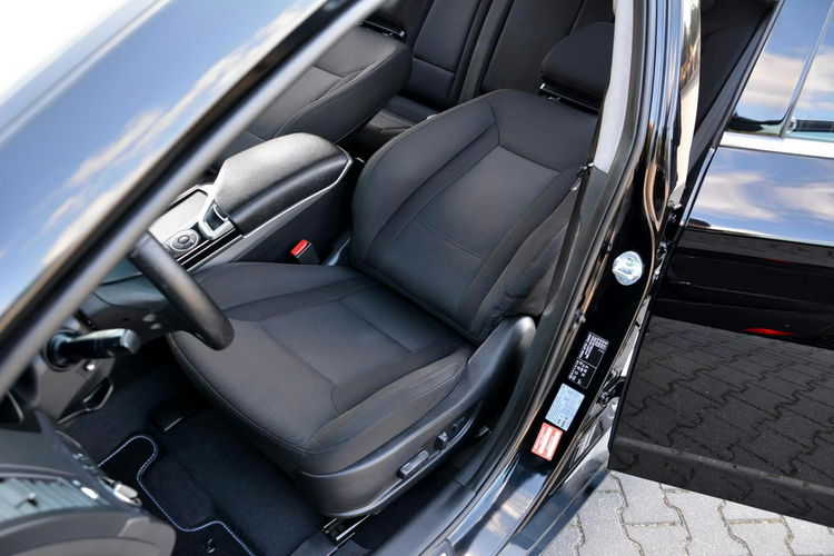 Hyundai i40 2.0(177KM) Ledy Duza Navi Keyless go Kamera El. fotela 2xParktr. zdjęcie 18