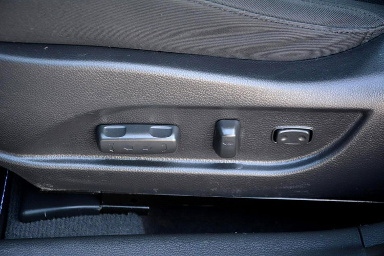 Hyundai i40 2.0(177KM) Ledy Duza Navi Keyless go Kamera El. fotela 2xParktr. zdjęcie 36