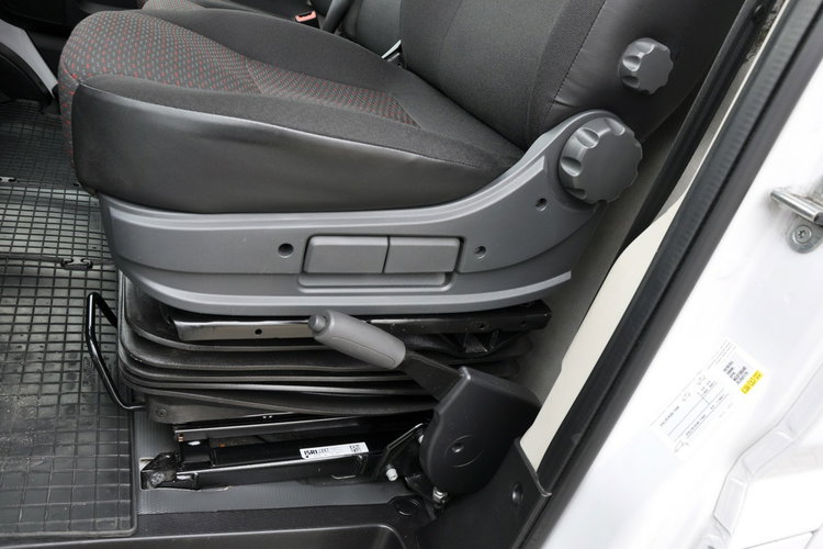 Peugeot Boxer 2.2 eHDI 165KM Manual Kamera Tempomat Aut.Klimatyzacja FV23 zdjęcie 11