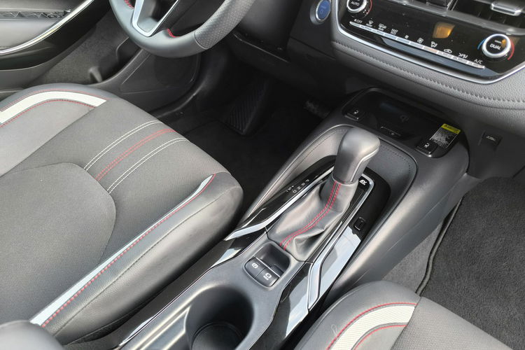 Toyota Corolla 2.0 Hybrid 184KM GR Sport JBL zdjęcie 31