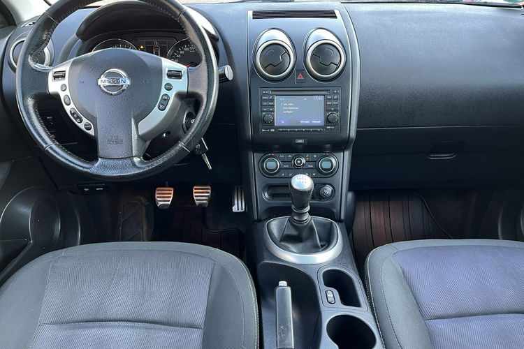 Nissan Qashqai+2 2.0 1Wł 7osob Climatronic Panorama 6bieg Kamera Ks Serw Stan BDB BEzwy zdjęcie 15
