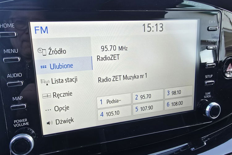 Toyota Aygo X Książka serwisowa + 2 klucze zdjęcie 18