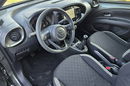 Toyota Aygo X Książka serwisowa + 2 klucze zdjęcie 19