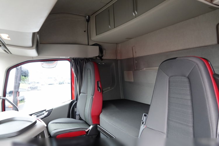 Volvo FH 500 / HYDRAULIKA / PO KONTRAKCIE SERWISOWYM / SPROWADZONY zdjęcie 24
