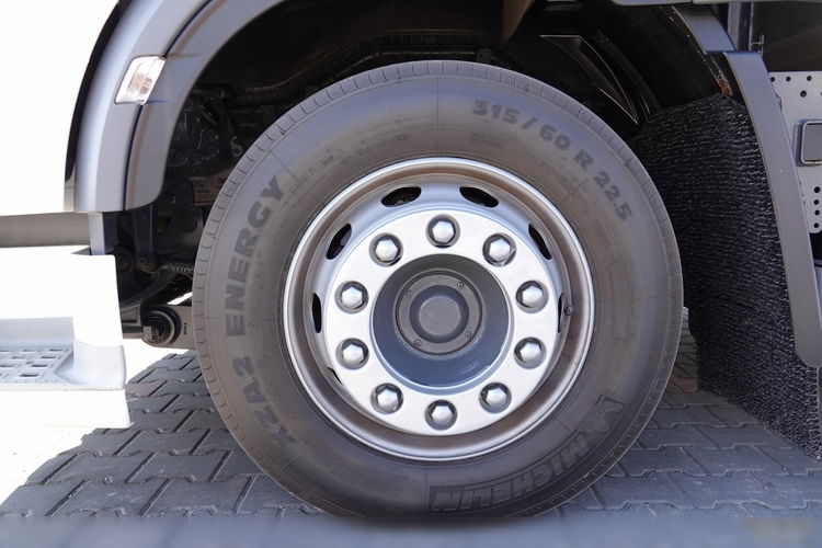 DAF XF 480 / 6x2 / 60m3 / FIRANKA 7.75 m / SOLÓWKA / OŚ PODNOSZONA / KLIMA POSTOJOWA / PO KONTRAKCIE SERWISOWYM zdjęcie 28