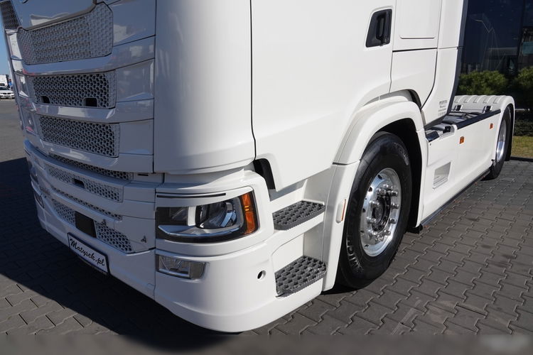Scania S 500 / HYDRAULIKA / RETARDER / CAŁA NA PODUSZKACH / KLIMA POSTOJOWA / SKÓRY / ALUFELGI / FULL OPCJA / PO KONTRAKCIE SERWISOWYM zdjęcie 12