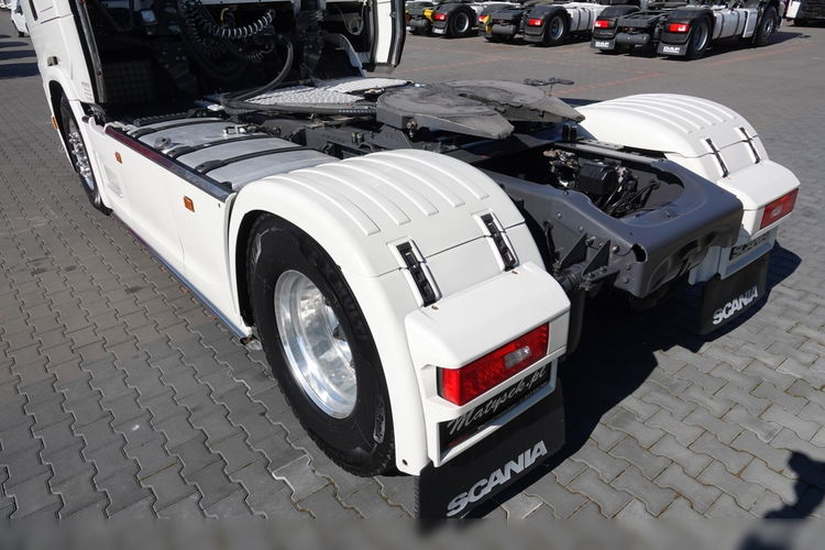 Scania S 500 / HYDRAULIKA / RETARDER / CAŁA NA PODUSZKACH / KLIMA POSTOJOWA / SKÓRY / ALUFELGI / FULL OPCJA / PO KONTRAKCIE SERWISOWYM zdjęcie 15