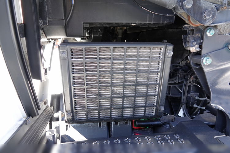 Scania S 500 / HYDRAULIKA / RETARDER / CAŁA NA PODUSZKACH / KLIMA POSTOJOWA / SKÓRY / ALUFELGI / FULL OPCJA / PO KONTRAKCIE SERWISOWYM zdjęcie 23