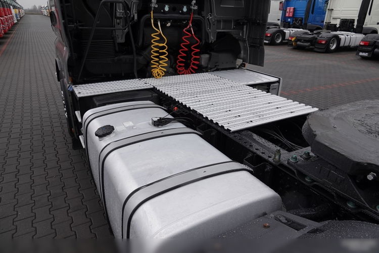 MAN TGX 18.500 / RETARDER / PEŁNY ADR /  ALUFELGI /  NAVI / SPROWADZONY / PO KONTRAKCIE SERWISOWYM zdjęcie 14