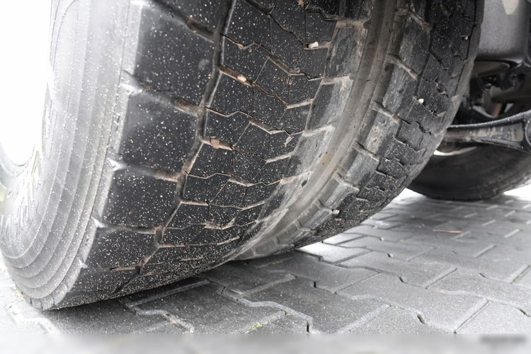 MAN TGX 18.500 / RETARDER / PEŁNY ADR /  ALUFELGI /  NAVI / SPROWADZONY / PO KONTRAKCIE SERWISOWYM zdjęcie 21
