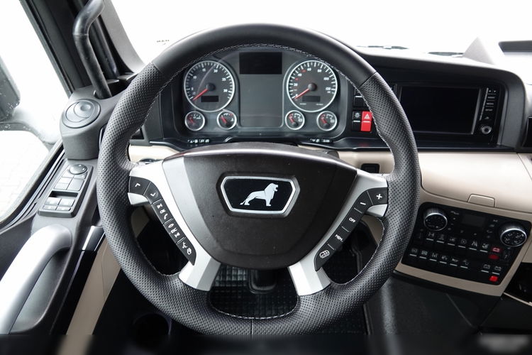 MAN TGX 18.500 / RETARDER / PEŁNY ADR /  ALUFELGI /  NAVI / SPROWADZONY / PO KONTRAKCIE SERWISOWYM zdjęcie 29