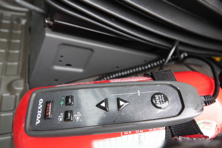 Volvo FM 450 / RETARDER /  ADR / ALUFELGI  / EURO 5  EEV / PO KONTRAKCIE SERWISOWYM zdjęcie 23