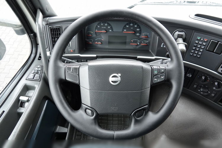 Volvo FM 450 / RETARDER /  ADR / ALUFELGI  / EURO 5  EEV / PO KONTRAKCIE SERWISOWYM zdjęcie 27