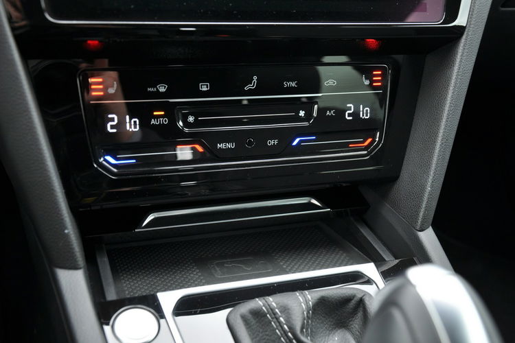Volkswagen Arteon 2.0TSI 190KM DSG R-line El Klapa Nawigacja Hak Gwar. Fabryczna FV23 zdjęcie 21