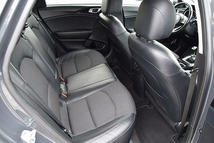 Kia Cee'd 1.4 T-gdi 140Km Led Navi Pół-Skóra Kamera Gwarancja zdjęcie 11