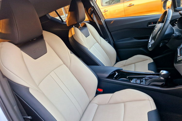 Toyota C-HR Full-Led. Skóra. Kamera. Navi. Radar. Asystent pasa. zdjęcie 26