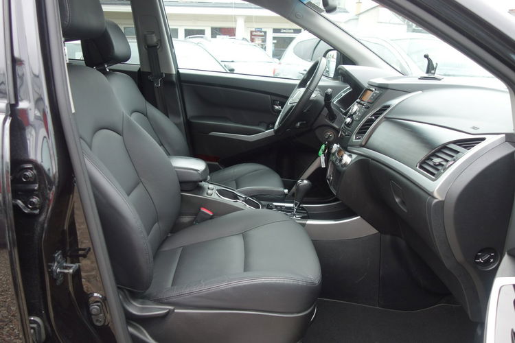 Korando SsangYong Korando 2015 2.0 benzyna 150km 105tyś km automat skóry 4x4 zdjęcie 15