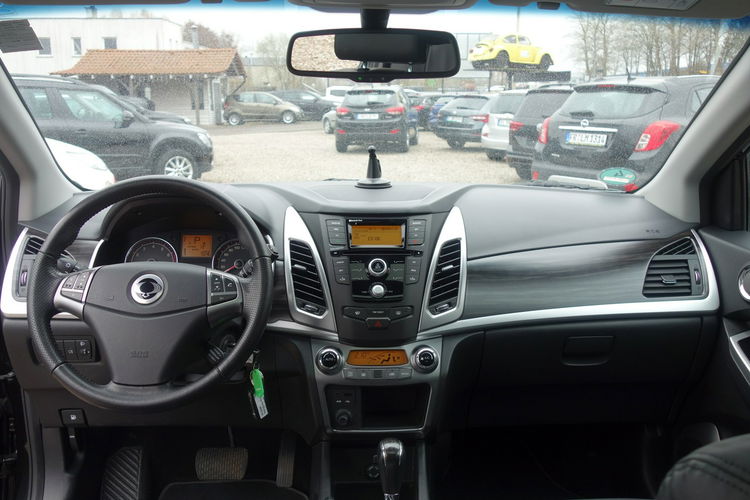 Korando SsangYong Korando 2015 2.0 benzyna 150km 105tyś km automat skóry 4x4 zdjęcie 20