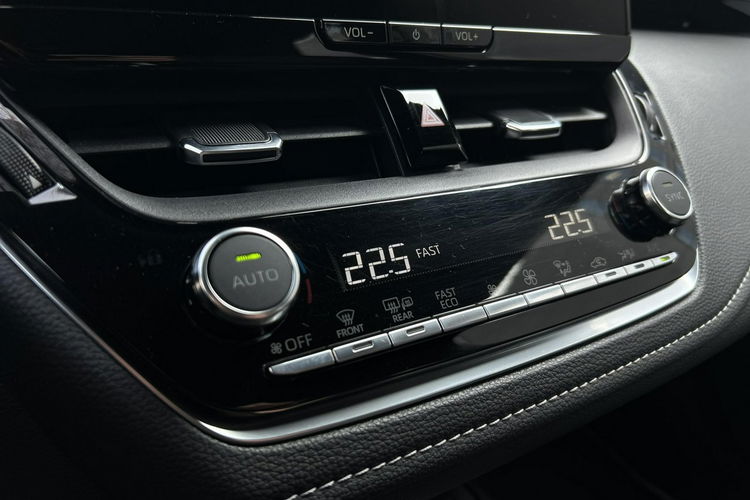 Toyota Corolla TS 1.8 HSD 140KM COMFORT TECH, salon Polska, gwarancja, FV23% zdjęcie 18
