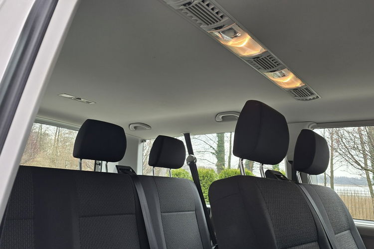 Volkswagen Caravelle LONG 2.0 TDi DSG 8-osobowy / I-właściciel / / Bezwypadkowy zdjęcie 10