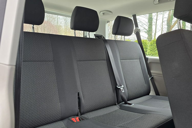 Volkswagen Transporter LONG 2.0 TDi DSG 8-osobowy / I-właściciel / / Bezwypadkowy zdjęcie 14