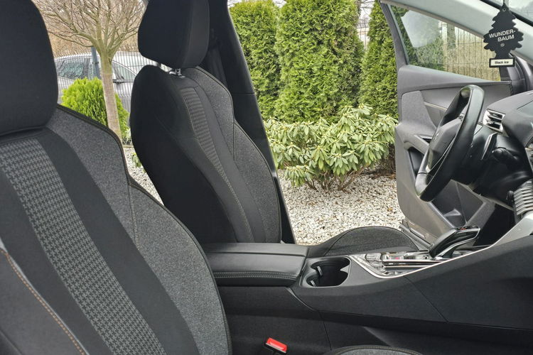 Peugeot 3008 1.5 BlueHdi 130KM EA8 / I-właściciel / zdjęcie 4