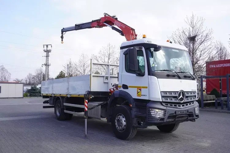 Mercedes Arocs 1830 / 116 tys. km / Hds Fassi F110 4 t zdjęcie 12