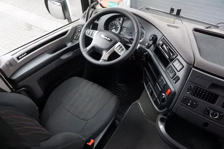 DAF 106 / 480 / EURO 6 / ACC / SUPER SPACE CAB / MAŁY PRZEBIEG zdjęcie 13