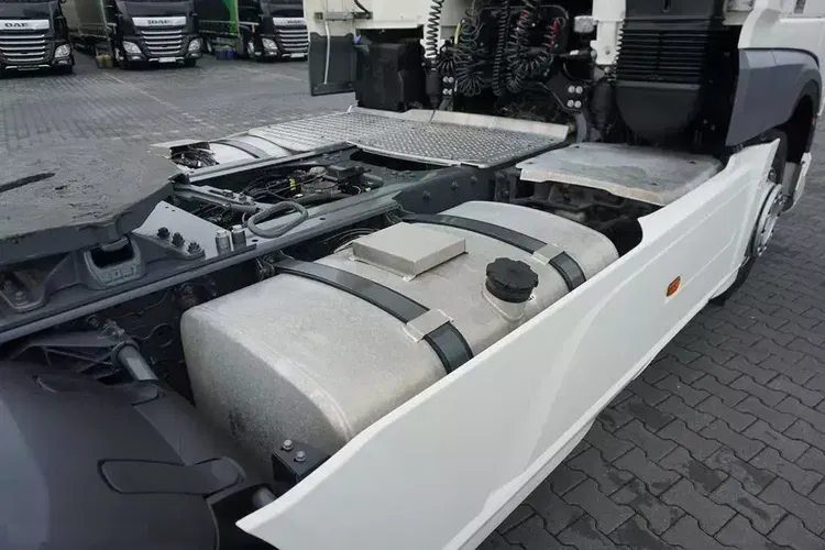 DAF 106 / 480 / EURO 6 / ACC / SUPER SPACE CAB / MAŁY PRZEBIEG zdjęcie 14