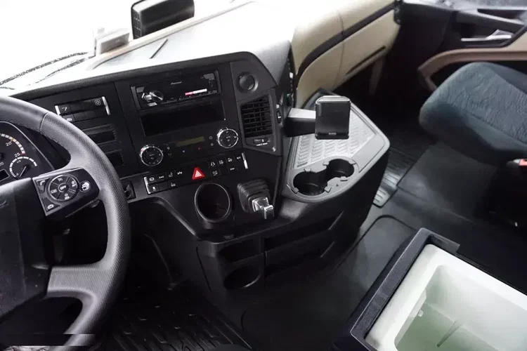 Mercedes ACTROS / 2542 / ACC / EURO 6 / FIRANKA / 18 PALET / OŚ SKRĘTNA zdjęcie 9