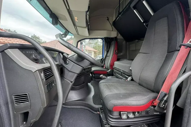 Volvo FH4 500 E6 Standard Globetrotter XL Klima Postojowa Alufelgi zdjęcie 15