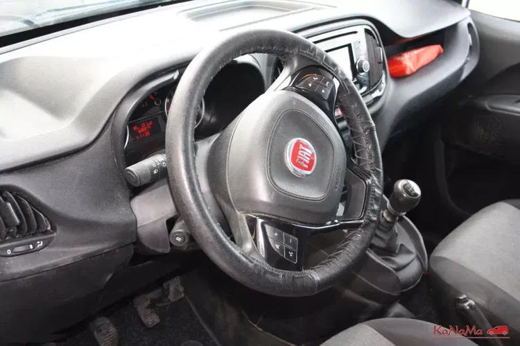 Fiat Doblo zdjęcie 40