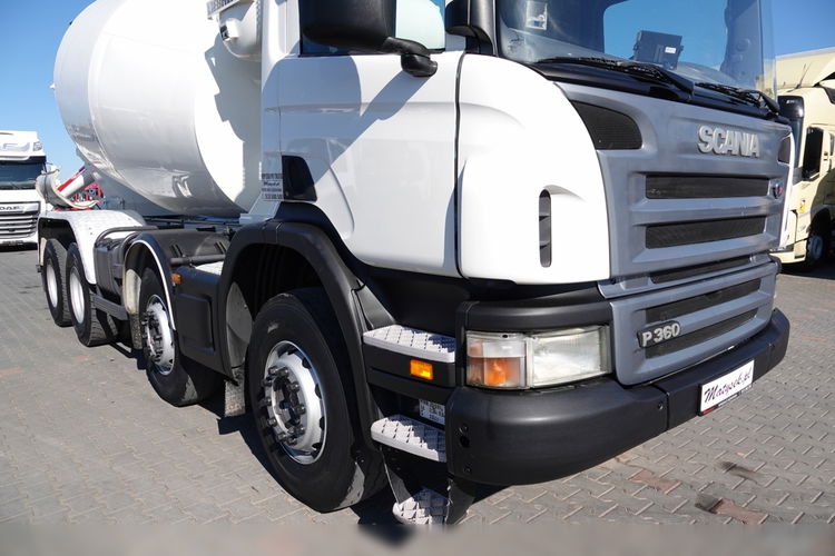 Scania P 360 / 8x4 / BETONOMIESZARKA / GRUSZKA / LIEBHERR / 9m3 / MANUAL zdjęcie 11