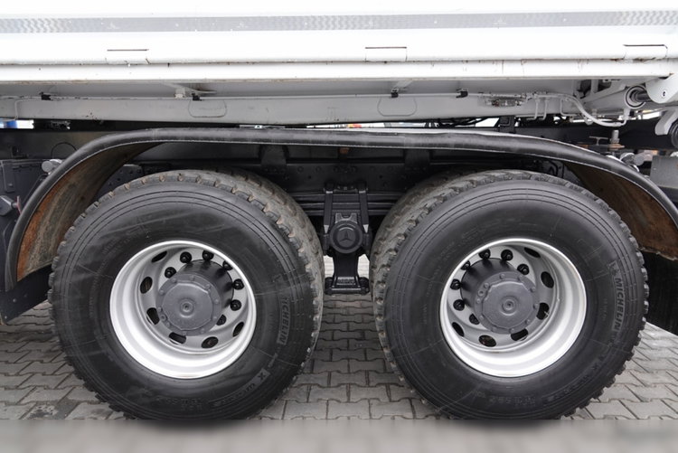 Mercedes -BENZ ACTROS 3241 / 8X4 / 2 STR WYWROTKA HYDROBURTA / BORMATIC / + HDS PALFINGER PK 18002-EH  / EPS + SPRZĘGŁO / SPROWADZONY zdjęcie 38