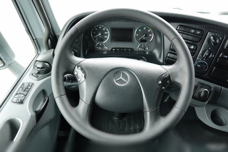 Mercedes -BENZ ACTROS 3241 / 8X4 / 2 STR WYWROTKA HYDROBURTA / BORMATIC / + HDS PALFINGER PK 18002-EH  / EPS + SPRZĘGŁO / SPROWADZONY zdjęcie 44