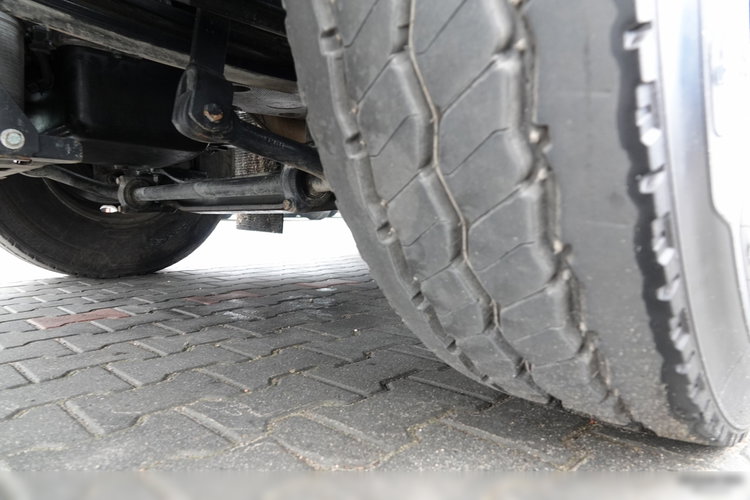 MAN TGS 32.400 / 8X4 / GRUSZKA / BETONOMIESZARKA / 9 M3 / SCHWING STETTER / OPONY 100% / ALUFELGI / SPROWADZONY zdjęcie 19