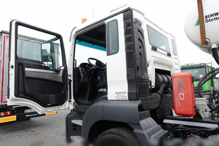 MAN TGS 32.400 / 8X4 / GRUSZKA / BETONOMIESZARKA / 9 M3 / SCHWING STETTER / OPONY 100% / ALUFELGI / SPROWADZONY zdjęcie 32