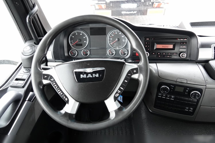 MAN TGS 32.400 / 8X4 / GRUSZKA / BETONOMIESZARKA / 9 M3 / SCHWING STETTER / OPONY 100% / ALUFELGI / SPROWADZONY zdjęcie 37